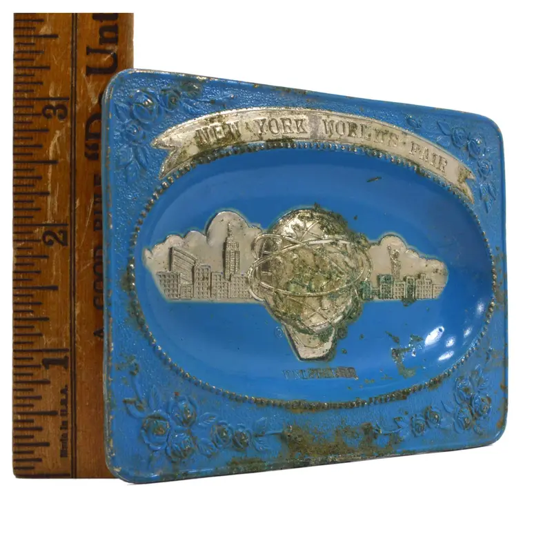 1964–65 New York World’S Fair Ashtray – Rare Blue Square Metal Design Featuring Unisphere 1