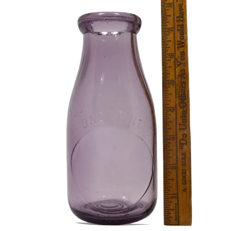 Amethyst Glass Dairy Bottle – Blank Slug Plate, One-Pint Capacity, Mid-Century Milk Container 1