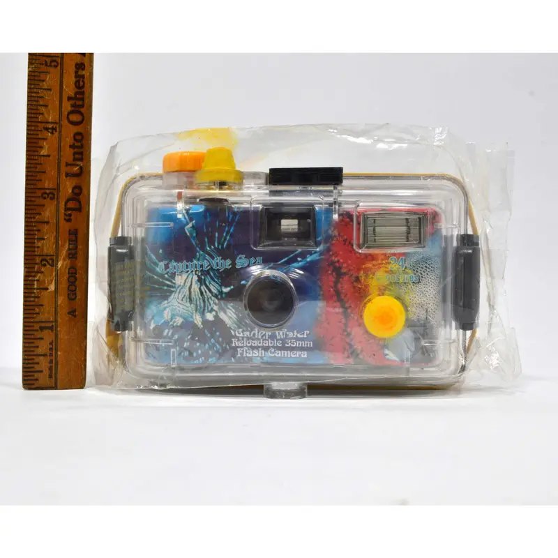 Brand-New Underwater 35Mm Flash Camera – Reloadable 'Capture The Sea' Model, Sealed 1