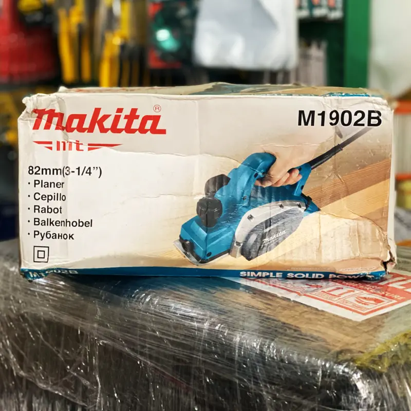 Makita 82Mm (3.25") Wood Planer Mt M1902B – 580W Compact Planing Tool (Damaged Packaging) 1