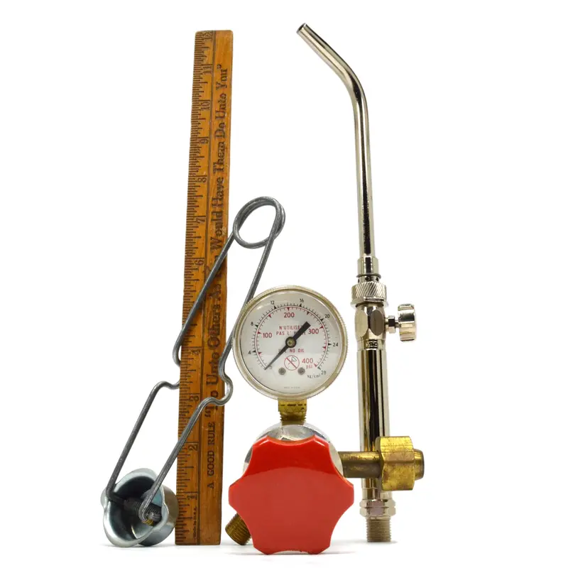Smith’S Acetylene Regulator H1983-520 Paired With Jewelry Torch Handle Ne180A And Flint 1